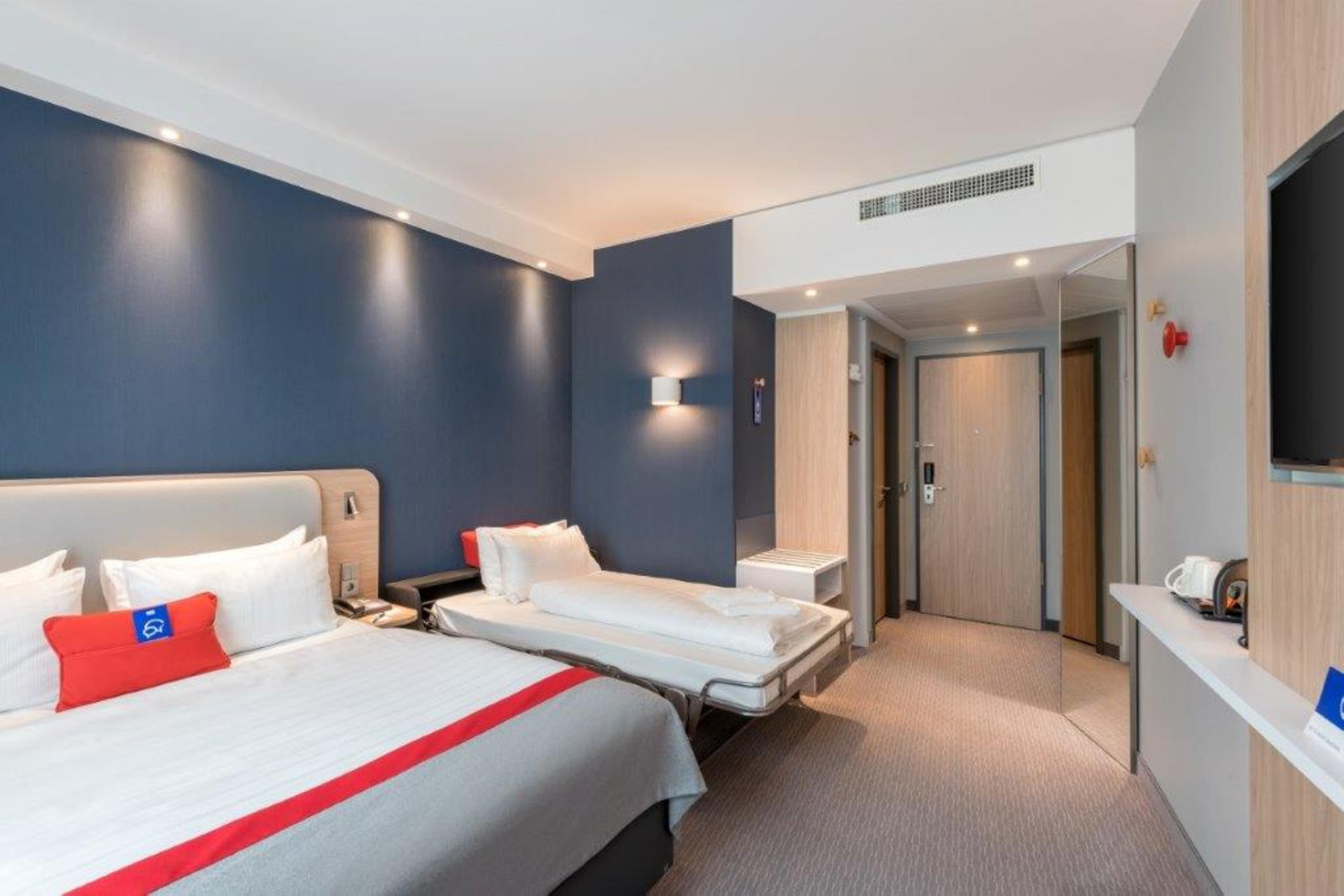 Holiday Inn Express - Sindelfingen By Ihg Екстериор снимка