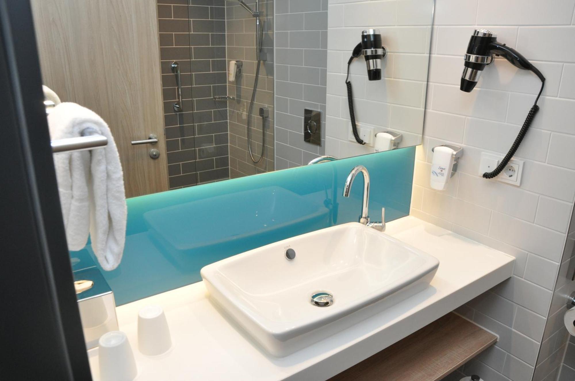 Holiday Inn Express - Sindelfingen By Ihg Екстериор снимка